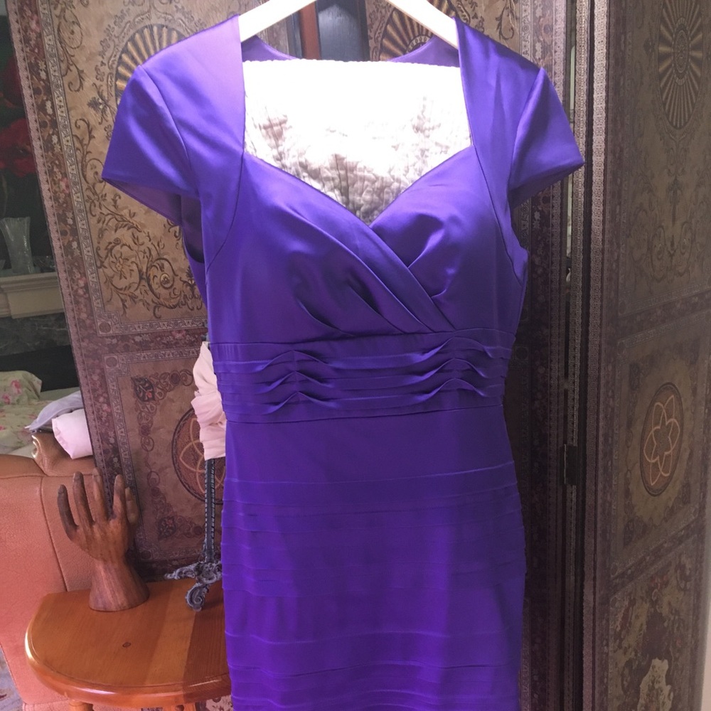 Ladies purple special occasion short sleeve dress